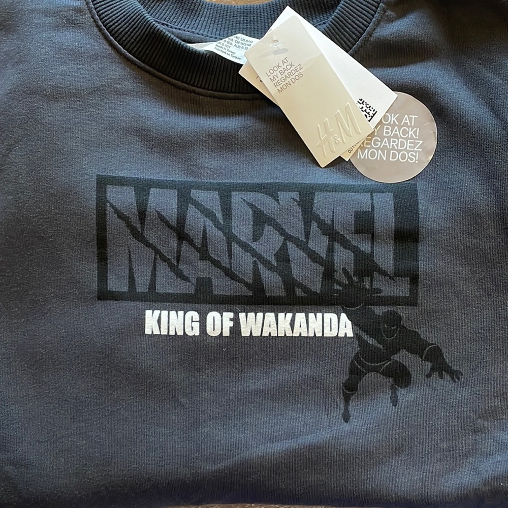 H&M Marvel sweater- BNWT